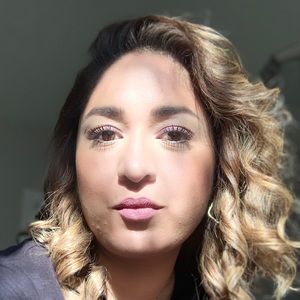 Meet your Posher, Jeannette